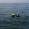 Не правете така, а слушайте морските хора: Младежи влязоха с дюшек в опасна зона край Приморско след работното време на спасителите